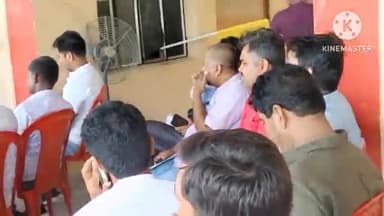 पहाड़पुर: प्रखंड मुख्यालय स्थित उच्च विद्यालय के स्टेडियम परिसर में जन सुराज संवाद के बैनर तले हुई कार्यकर्ताओं की बैठक