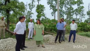 गोंडा: कलंदरपुर चौबे में नगरपालिका के प्रस्तावित मैटेरियल रिकवरी फैसिलिटी सेंटर के स्थल का डीएम ने किया निरीक्षण,दिए निर्देश