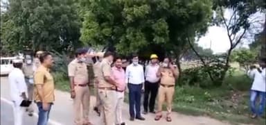 प्रतापगढ़: विक्रमपुर मोड़ पर हुई सड़क दुर्घटना में अज्ञात टैंकर चालक के खिलाफ हुआ मुकदमा, दर्ज एसपी ने बैठाई जांच