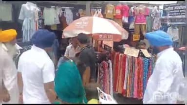 ਖਰੜ: ਸ੍ਰੋਮਣੀ ਅਕਾਲੀ ਦਲ ਦੇ ਜਨਰਲ ਸਕੱਤਰ ਰਣਜੀਤ ਸਿੰਘ ਗਿੱਲ ਨੇ ਕੁਰਾਲੀ ਦੇ ਦੁਕਾਨਦਾਰਾਂ ਤੋਂ ਪਾਣੀ ਨਾਲ ਹੋਏ ਨੁਕਸਾਨ ਦਾ ਲਿਆ ਜਾਇਜ਼ਾ