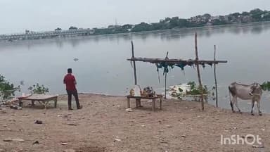 आगरा: यमुना में बढ़ते जलस्तर को लेकर जिला प्रशासन हुआ अलर्ट, DM नवनीत सिंह ने चयनित संबंधित अधिकारियों को दिए दिशा निर्देश