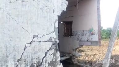 ਖਰੜ: ਵਾਰਡ ਨੰਬਰ ਛੇ ਵਿਖੇ ਬਣੇ 12 ਮਹਾਂ ਮੰਦਰ ਲਾਗੇ ਮਕਾਨ ਪਾਣੀ ਦੀ ਲਪੇਟ ਵਿੱਚ ਆਉਣ ਕਾਰਨ ਹੋਇਆ ਨੁਕਸਾਨ ਵਸਨੀਕਾਂ ਨੇ ਦਿੱਤੀ ਜਾਣਕਾਰੀ