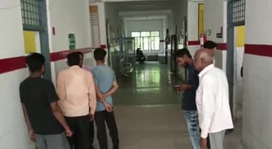 मऊरानीपुर: रूपाधमना घर की तरफ जा रहा युवक मोटरसाइकिल का संतुलन बिगड़ने से हुआ दुर्घटना का शिकार।