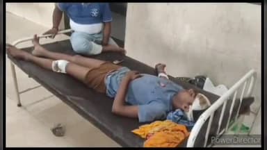 बेतिया: लोहीयरिया चौक पर तेज रफ्तार पिकअप ने बाइक को रौंदा एक की मौत एक घायल