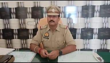 सवायजपुर: चकबंदी कानूनगो पर हमले के मामले में नर्सियामऊ निवासी पिता-पुत्र के विरुद्ध पाली थाने में मुकदमा हुआ दर्ज