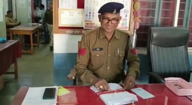 तिल्दा: किरना बस्ती के आगे एक दोपहिया वाहन चालक ने दूसरे दोपहिया वाहन को पीछे से मारी ठोकर, एक व्यक्ति की हुई मौत