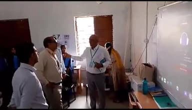 जहानाबाद: शिक्षा विभाग के सचिव केके पाठक पहुंचे जहानाबाद, ऊंटा स्थित मध्य विद्यालय का लिया जायजा