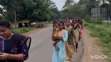 सुकमा: एस्मा के खिलाफ भड़के अनिश्चितकालीन हड़ताल पर बैठे 217 संविदा कर्मचारियों ने सुकमा के कलेक्ट्रेट पहुंच दिया इस्तीफा