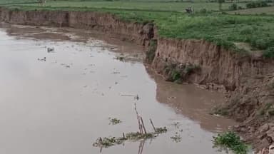 सवायजपुर: गर्रा नदी मे बढ़ने लगा जलस्तर, पाली क्षेत्र के ग्रामीणों की बढी चिंता, SDM बोली- बाढ़ को लेकर प्रशासन की तैयारियां पूर्ण