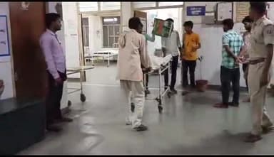 अलवर: अलवर जुगरावर गांव के समीप अज्ञात वाहन की चपेट में आने से बाइक सवार एक युवक की हुई मौत, पुलिस जुटी मामले की जांच में