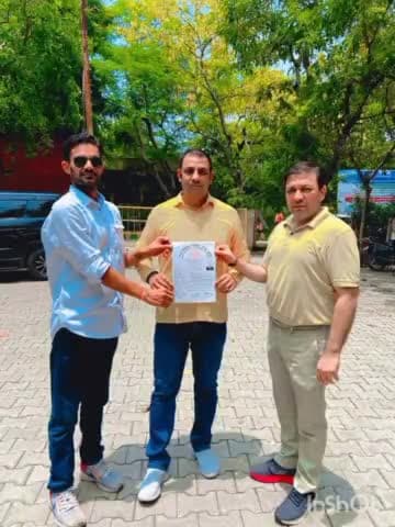 गाज़ियाबाद: आरडीसी के वरिष्ठ पत्रकार व गाजियाबाद के इतिहास में पत्रकारिता में डिग्री के बाद एलएलबी में भी डिग्री प्राप्त की