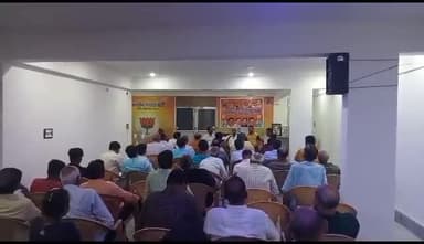 टीकमगढ़ के व्यापारियों का सम्मेलन:* केंद्रीय मंत्री ने कहा- डिजिटल इंडिया से व्यापार करना हुआ आसान