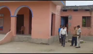 धमदाहा: एसडीओ राजीव कुमार ने धमधा प्रखंड के कई विद्यालयों का किया औचक निरीक्षण, सुधार करने का दिया आदेश