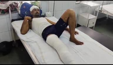 अलवर: हरसोली स्कूल के समीप मोड पर दो बाइक की भिड़ंत में एक व्यक्ति गंभीर रूप से हुआ घायल, जिला अस्पताल में भर्ती