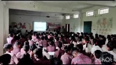 सुकमा: सुकमा के डीएवी स्कूल में पुलिस एवं यातायात विभाग के द्वारा चलाया गया जागरुकता अभियान विद्यार्थियों को दी गई जानकारी