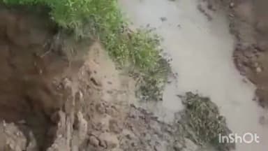 डलमऊ: नरहरपुर गांव के पास माइनर कटी, किसानों को हो रही है परेशानी, शिकायत के बावजूद नहीं निकल पा रहा है कोई हल