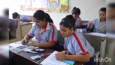 आगरा: आगरा में उ.प्र पर्यटन विभाग द्वारा10 जुलाई से 15 जुलाई तक जनपद  16000 छात्र छात्राओ ने पेंटिंग प्रतियोगिता में भाग लिया