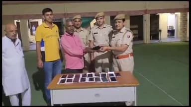 जोधपुर: बासनी थाना पुलिस ने गुम हुए 18 मोबाइल मालिकों को किए सुपुर्द