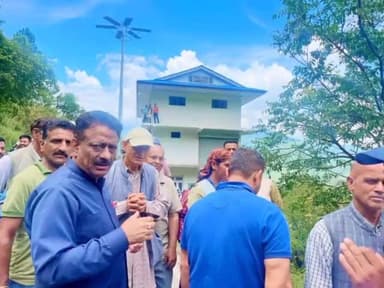 कोटगढ़: विधायक कुलदीप सिंह राठौर ने किया जरोल कोटगढ़ क्षेत्र का दौरा , लोगों से की मुलाकात