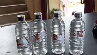 बाजपट्टी: बर्री फुलवरिया गांव से पुलिस ने शराब के साथ एक तस्कर को किया गिरफ्तार