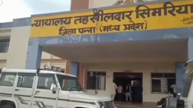 सिमरिया: आंगनवाड़ी कार्यकर्ताओं को मतदाता सूची में महिलाओं के नाम जोड़ने के दिए गए निर्देश, सिमरिया तहसील कार्यालय से मिली जानकारी