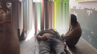 मिर्ज़ापुर: कुदारन चौराहा के पास अज्ञात वाहन की चपेट में आने से युवक की दर्दनाक मौत, स्थानीय लोगों ने पुलिस को दी सूचना