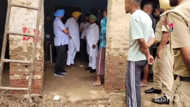 ਐਸਏਐਸ ਨਗਰ ਮੁਹਾਲੀ: ਸਾਬਕਾ ਮੰਤਰੀ ਬਲਬੀਰ ਸਿਧੂ ਪਿੰਡ ਚਿੱਲਾ ਵਿਖੇ ਹੜ ਪੀੜਿਤਾਂ ਦਾ ਜਾਇਜ਼ਾ ਲੈਣ ਪੁੱਜੇ