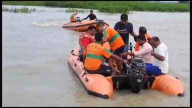 अररिया: मेटन गांव में बकरा नदी की तेज धार में डूबा एक किशोर, SDRF टीम रेस्क्यू मे जुटी