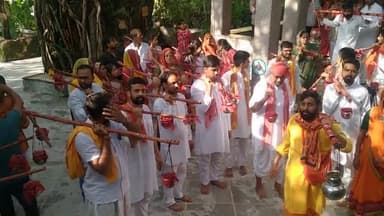 आज गांव बड़ी में प्रथम बार कावड़ यात्रा का शुभारंभ किया गया बड़ी तालाब स्थित श्री ज्ञानेश्वर महादेव जी से रत्नेश्वर महादेव जी तक जल अभिषेक किया गया