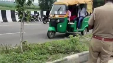 करनाल: मेरठ रोड शेखपुरा सुहाना के समीप पुलिया के नीचे तटबंध की मरम्मत के लिए एक तरफ का आवागमन हुआ बंद, मरम्मत का कार्य जारी