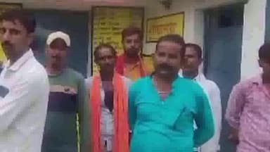 गौरिहार: अभऊ गांव के लोगों द्वारा समस्या का समाधान न होने पर चुनाव का बहिष्कार करने की बात पर नायब तहसीलदार बोले- दी गई है समझाइश