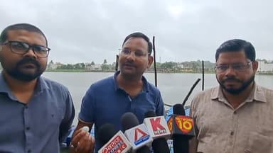 कोंडागांव: बंधा तलब को साफ करने के लिए डाली गई ई बॉल की दूसरी किस्त,तकरीबन 750 ई बॉल डाला गया: डॉ प्रसंत बायो टेकनोलोजिंस्ट