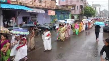 रामगंजमण्डी: कर्नाटक में हुई जैन संत की निर्मम हत्या के विरोध में जैन समाज ने रामगंजमण्डी में निकाली मौन रैली, DYSP को सौंपा ज्ञापन