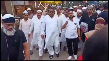 फुलवारी: टमटम पड़ाव स्थित हजरत मिन्हाजुद्दीन राष्ट्रीय रहमतुल्लाह का मनाया गया उर्स, नगर परिषद सभापति आफताब आलम ने मांगी दुआ