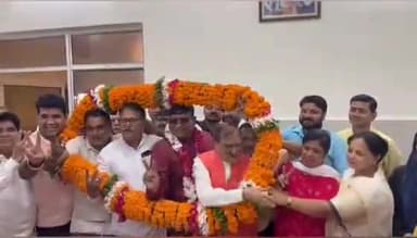 मुरादाबाद: नगर निगम में मेयर के कैंप कार्यालय पर नगर निगम की कार्यकारिणी बैठक का आयोजन किया गया मेयर और नगर आयुक्त रहे मौजूद