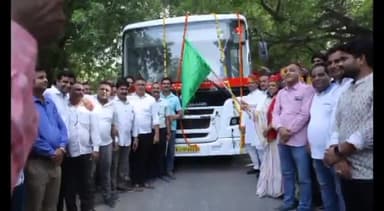 जोधपुर: नगर निगम उत्तर द्वारा सूर्य कॉलोनी से लो फ्लोर बसों का संचालन किया गया शुरू, राज्य पशुधन विकास बोर्ड अध्यक्ष रहे मौजूद
