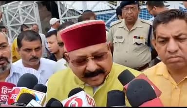 कैबिनेट मंत्री सतपाल महाराज पहुंचे भीमगोडा बैराज टूटे ब्रिज का लिया जायजा-अधिकारी को दिए निर्देश #सतपालमहाराज