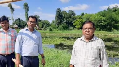 गोंडा: DN के निर्देश पर कमिश्नर उद्योग ने रैगांव में अमृत सरोवर का लिया जायजा खामियां मिलने पर जताई नाराजगी