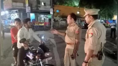मोहनलालगंज: मोहनलालगंज कस्बा चौकी पर देर शाम चला पुलिस का सघन अभियान, संदिग्ध व्यक्ति वस्तु वाहनों की हुई चेकिंग