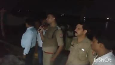 आगरा: कमला नगर के लोहिया नगर में यमुना नदी का पानी घुसने से मचा हाहाकार,प्रशासन और पुलिस टीम ने मुनादी कर लोगो से की अपील