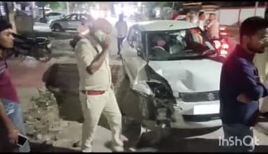 बहराइच: इंदिरा स्टेडियम रोड के पास दो कारों की हुई भीषण टक्कर, पुलिस जांच में जुटी