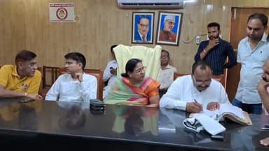 गंगानगर: श्रीगंगानगर में नगर परिषद प्रशासन व सभापति ने पुरानी धान मंडी के व्यापारियों के साथ की बैठक