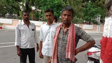 बहराइच: धर्मनपुर के ग्रामीण पहुंचे जिलाधिकारी कार्यालय, विद्युत व्यवस्था दुरुस्त करने को लेकर की मांग