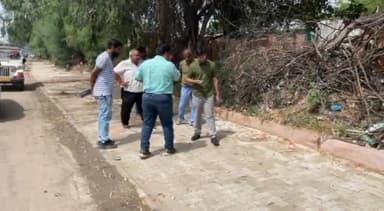 जोधपुर: आखलिया चौराहा इलाके में नगर निगम आयुक्त  अतुल प्रकाश ने विभिन्न विकास कार्यो का लिया जायजा,