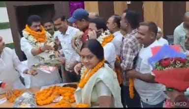 गया टाउन सीडी ब्लॉक: गया नगर निगम सभागार में सशक्त स्थायी समिति की तीन नए सदस्यों ने पद और गोपनीयता की ली शपथ