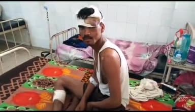 टीकमगढ़: लक्ष्मणपुरा गांव निवासी दो लोग सड़क हादसे में गंभीर रूप से हुए घायल, जिला अस्पताल में उपचार जारी