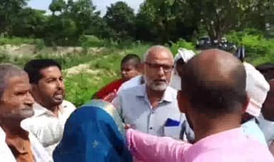 बेनीपट्टी: परजूआर पंचायत में मनरेगा योजना कि जाँच करने पहुँचे लोकपाल, जमकर हुआ हंगामा