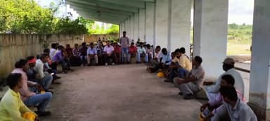 चंदवारा: बांझेडीह में झारखन्ड जेनरल मजदूर यूनियन एवं डीवीसी कामगार यूनियन की हुई संयुक्त बैठक