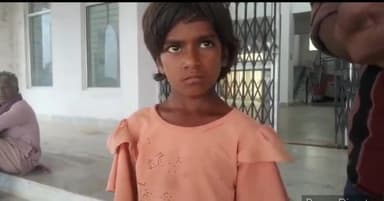 पन्ना: ग्राम पुरैना मे सचिव द्वारा पुत्री का समग्र आईडी में नाम नही जोड़ने से स्कूल में नही हो पा रहा पुत्री का दाखिला।