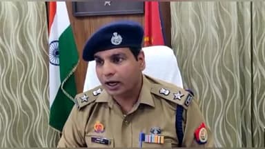 इटावा: फ्रेंडस कॉलोनी व एसओजी टीम ने उड़ीसा से तस्करी कर लाया जा रहा 174 किलो गांजा किया बरामद, दो तस्कर गिरफ्तार